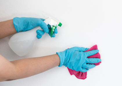 Tissues, Wipes & Cleansers